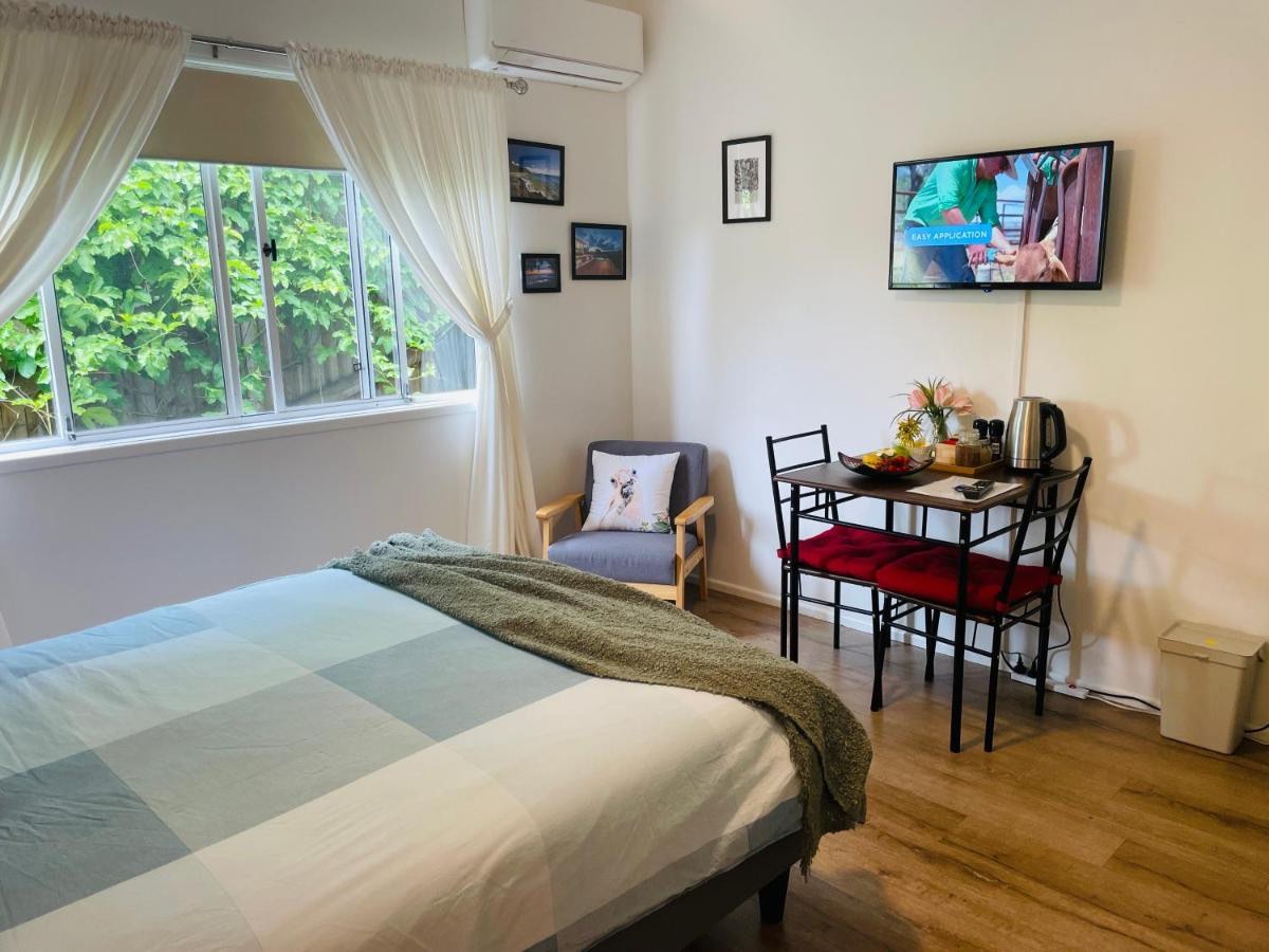 Bedroom in Eumundi Cottage